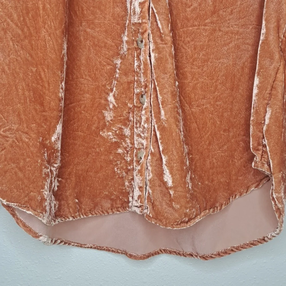 Anthropologie Pilcro Women's Crushed Velvet Blouse Button Up Burnt Orange XS - Picture 5 of 10